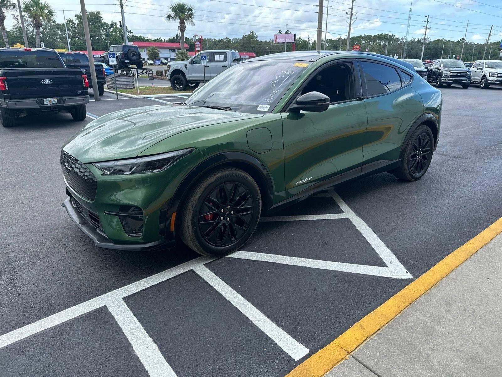Used 2025 Green Metallic Ford Premium image 7