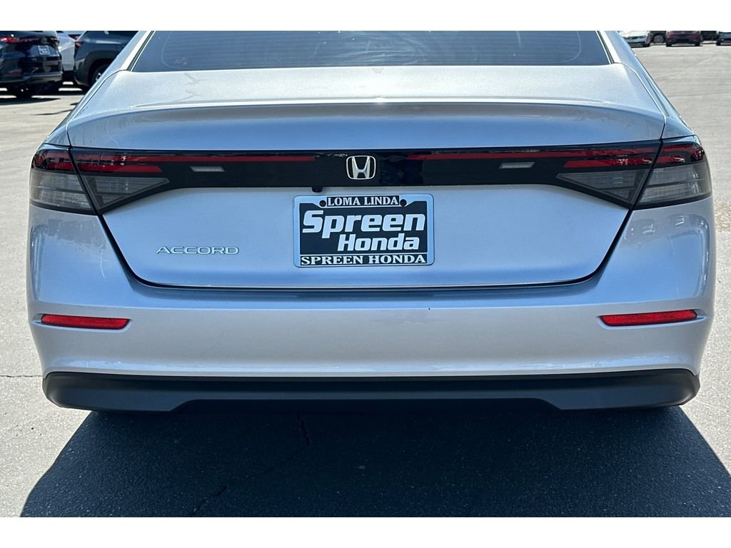 Used 2024 Solar Silver Metallic Honda LX image 42