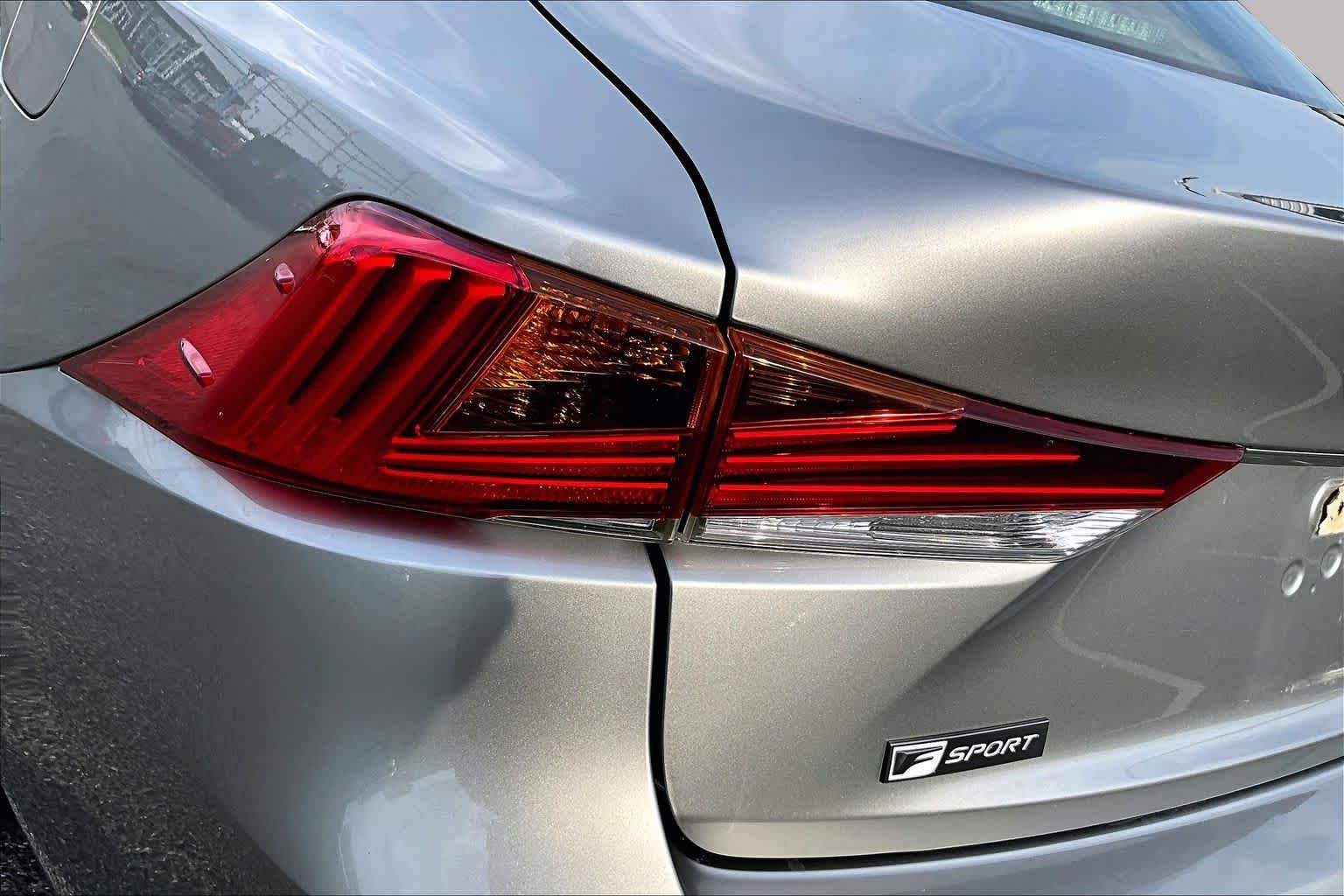 Used 2017 Atomic Silver Lexus  image 29