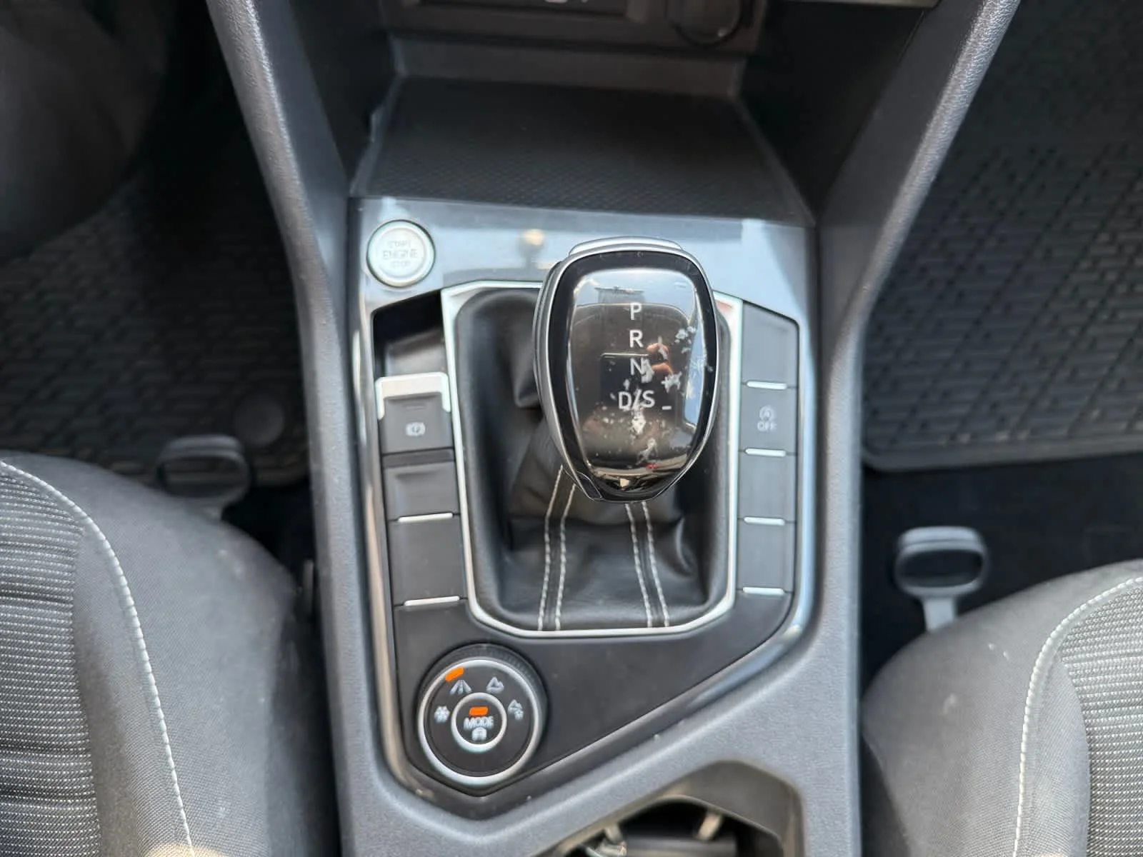 Used 2022 Platinum Gray Metallic Volkswagen S image 18
