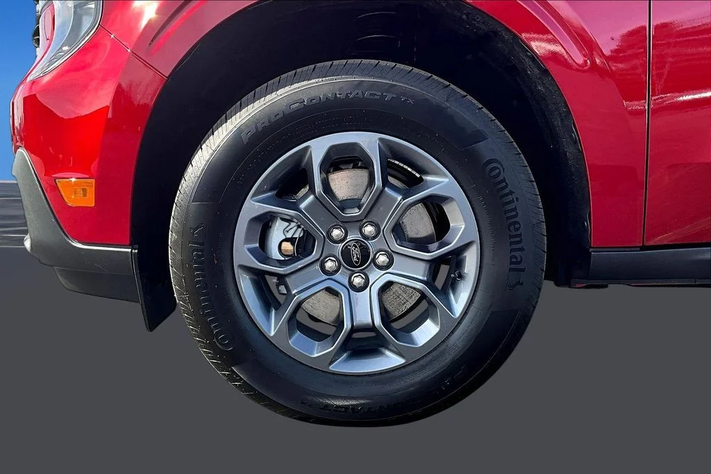 New 2026 Ruby Red Metallic Tinted Clearcoat Ford XLT image 13