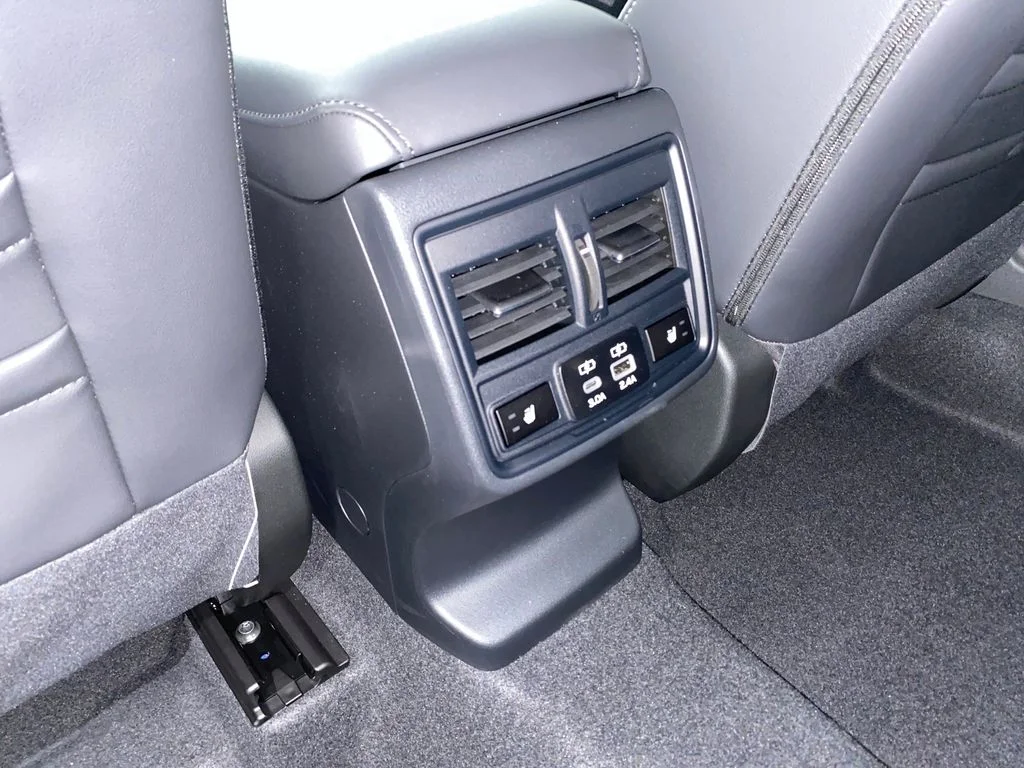 2026 Subaru Outback Limited - Photo 14