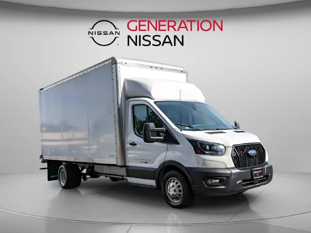 2023 Ford Transit Cutaway Base