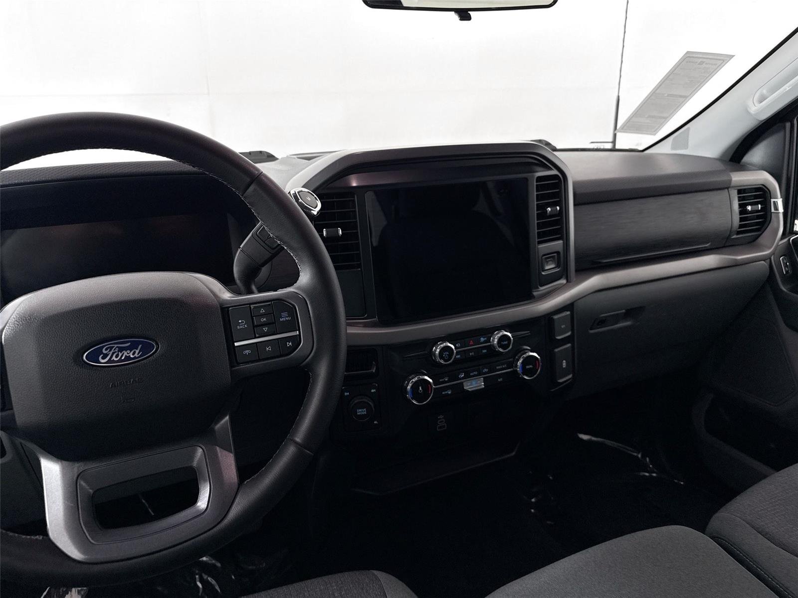 Used 2025 Carbonized Gray Ford XLT image 28
