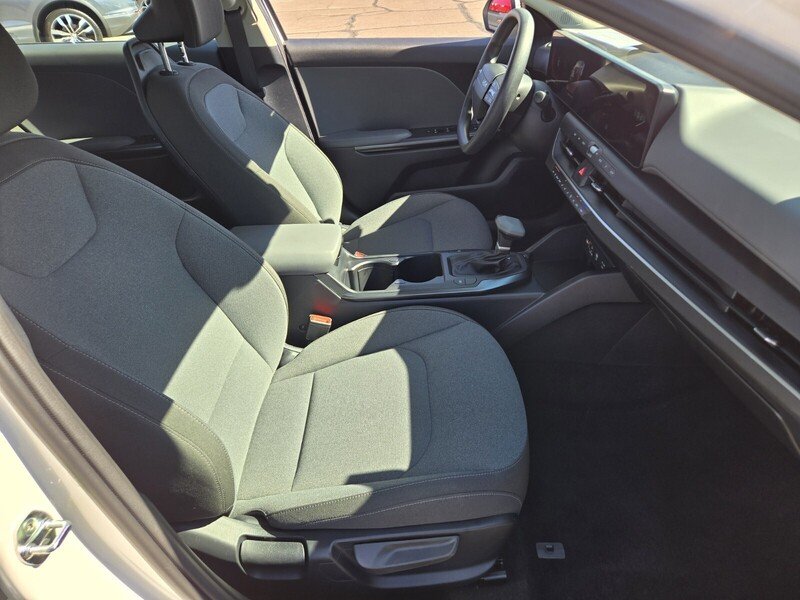 Used 2025 Snow White Pearl KIA LXS FWD image 15