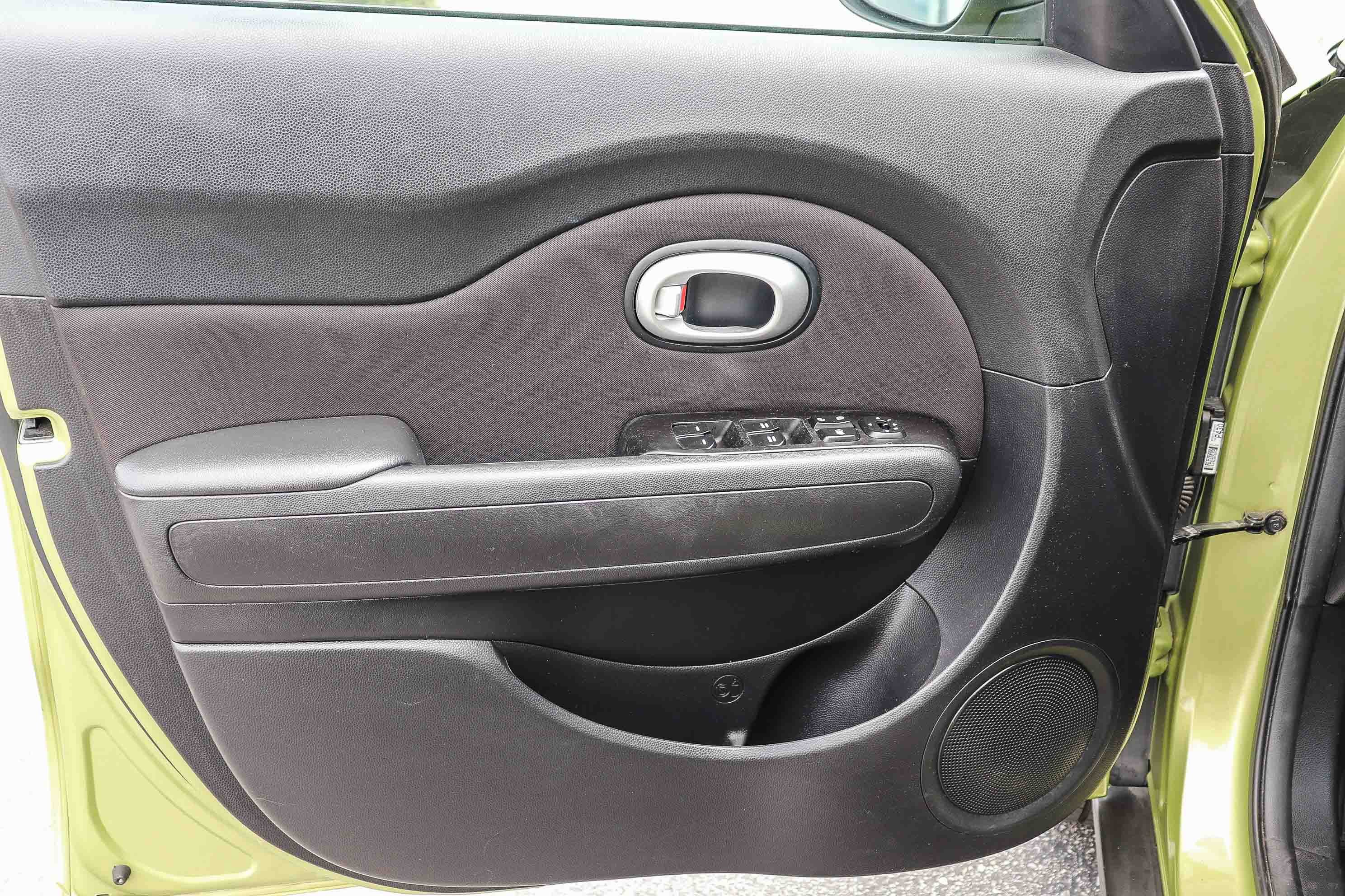 Used 2016 Alien II Kia + image 24