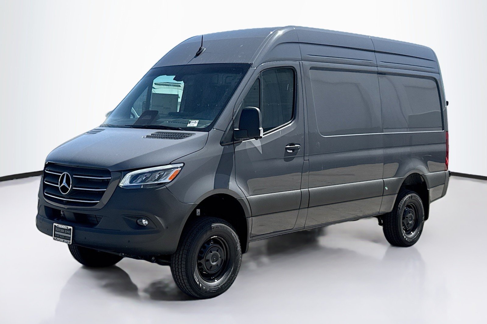 2026 Mercedes-Benz Sprinter 2500 144 WB HO AWD's photo