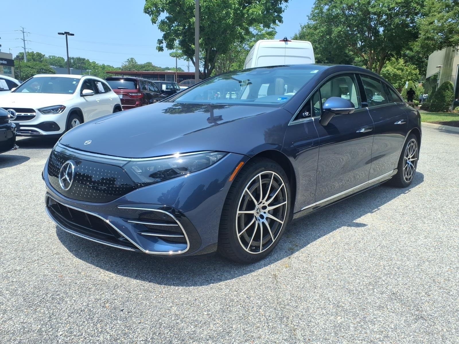 Used 2023 Twilight Blue Metallic Mercedes-Benz EQS 580 image 1