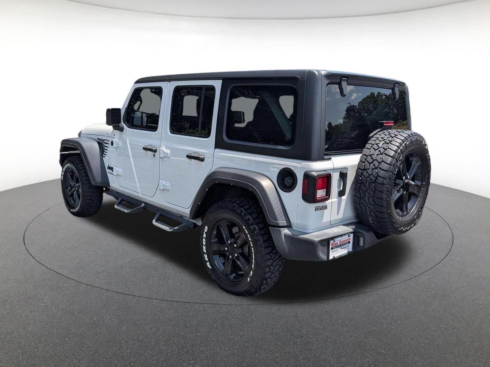 Used 2022 Bright White Clearcoat Jeep Unlimited Sport Altitude image 7