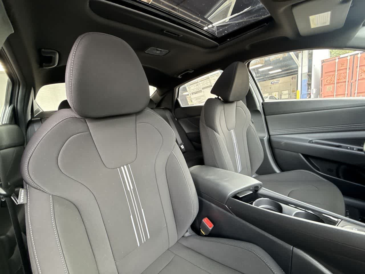 New 2026 Fluid Metal Hyundai SEL Sport Premium image 27