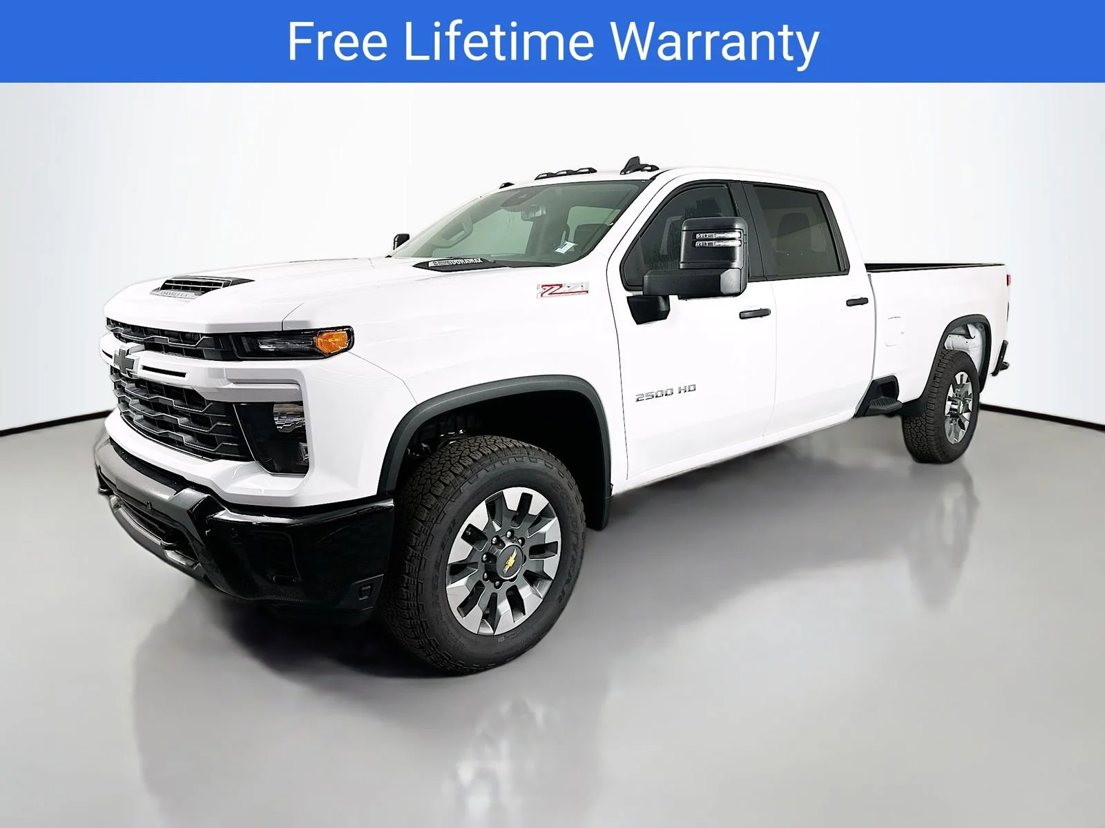 2025 Chevrolet Silverado 2500 HD Custom - Photo 4