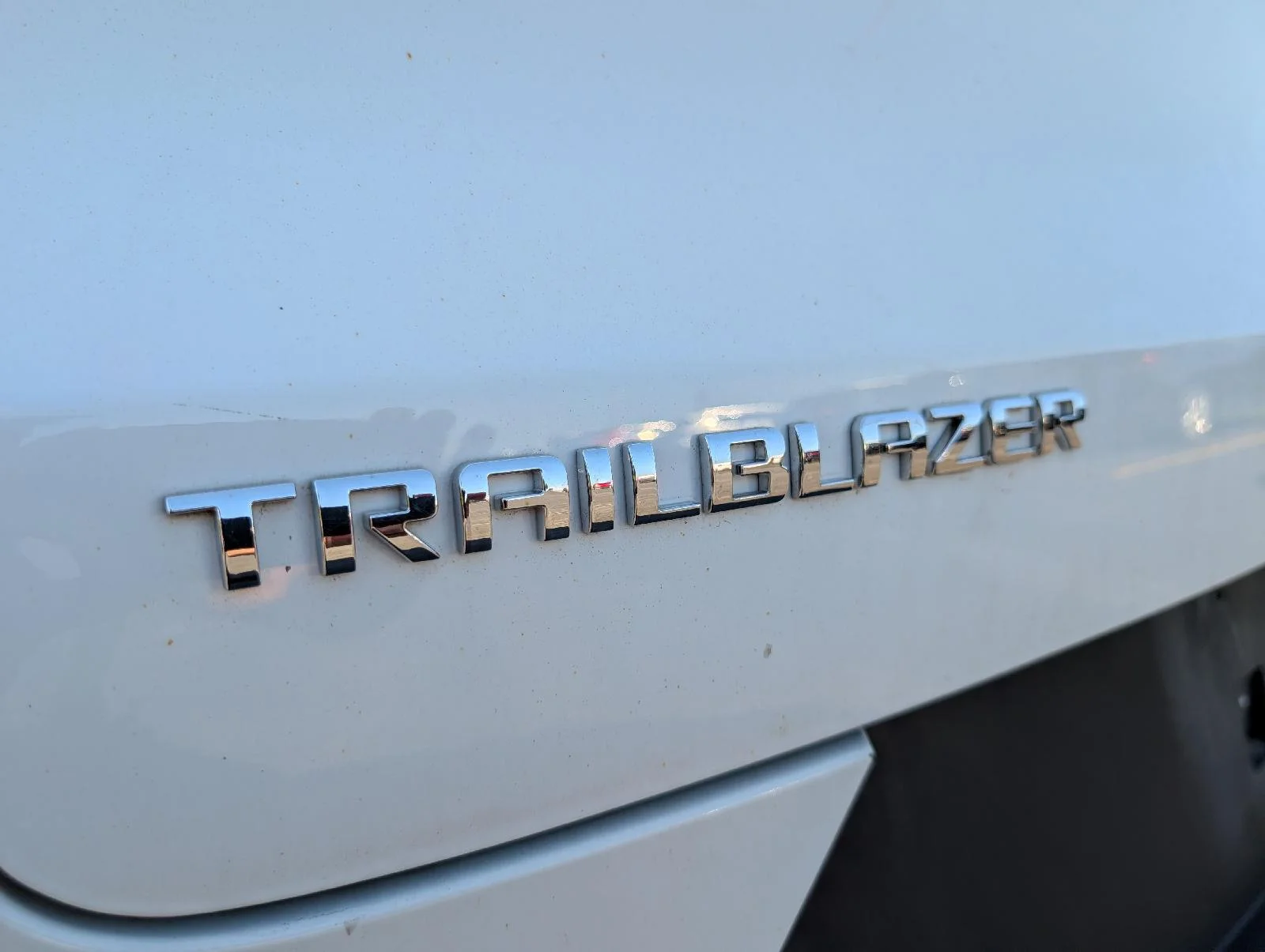 Used 2022 Summit White Chevrolet LT image 11