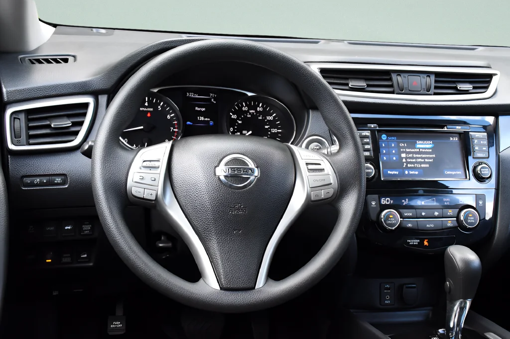 Used 2016 Gray Nissan SV image 16