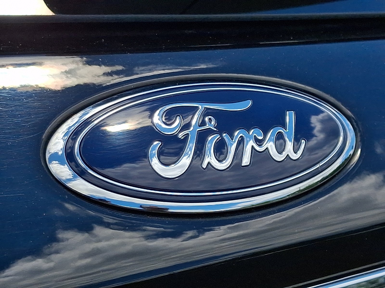 Used 2021 Black Metallic Ford XLT image 47