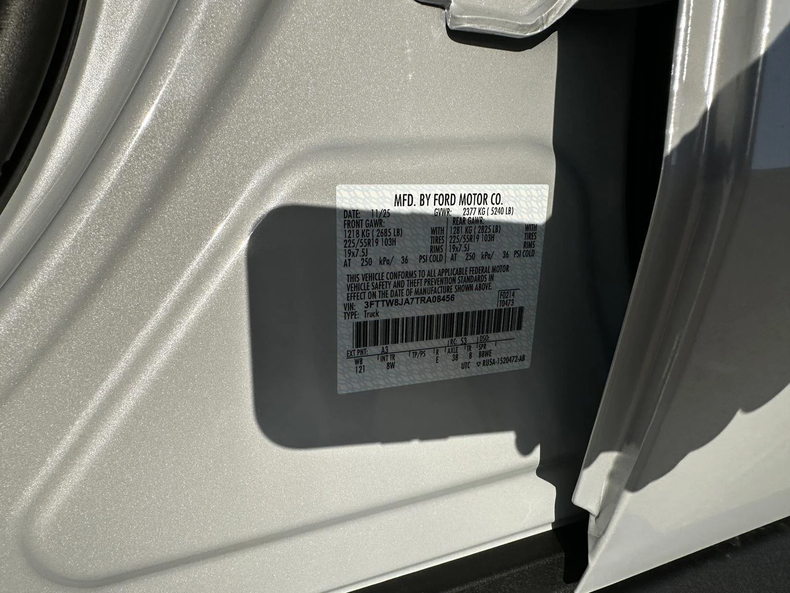 New 2026 Space White Metallic Ford XLT image 32