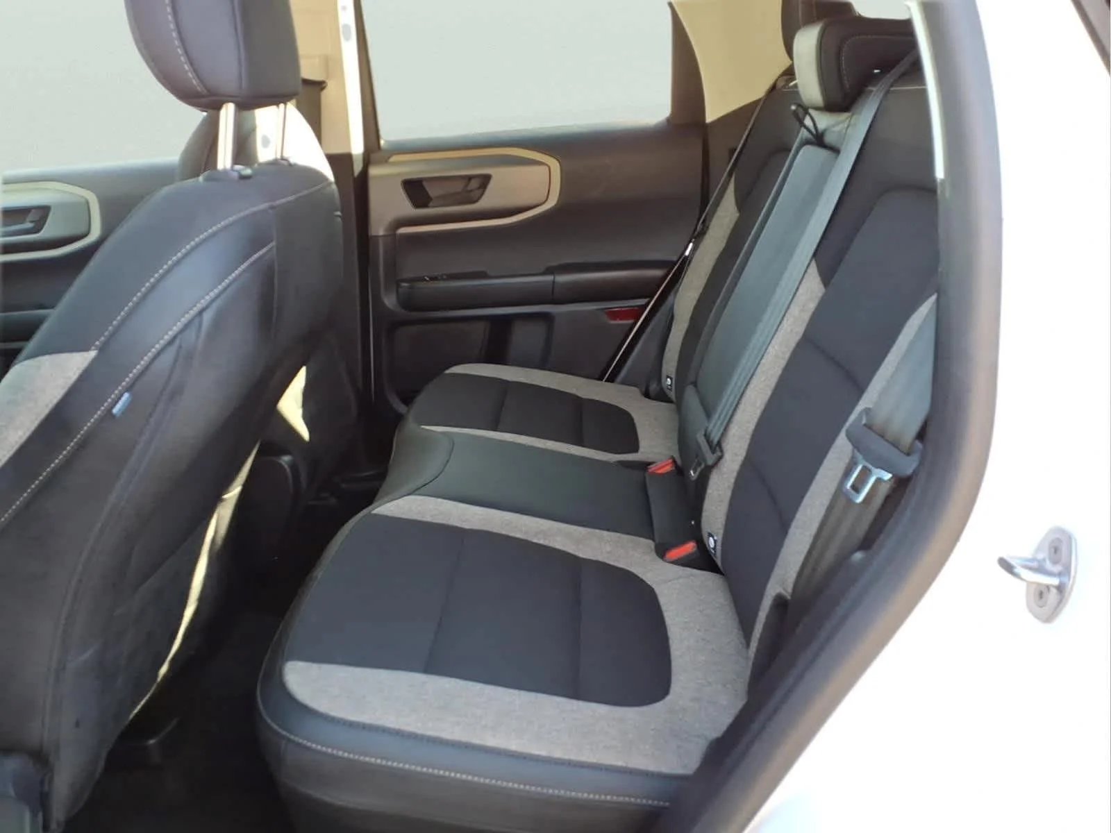 Used 2025 Oxford White Ford Big Bend image 30