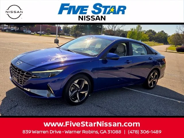 Used 2023 Blue Hyundai Limited image 3