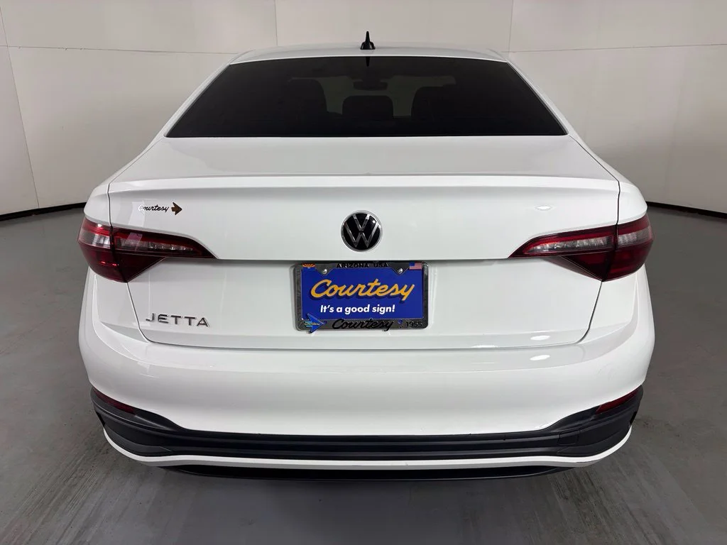 Used 2022  Volkswagen 1.5T S image 7