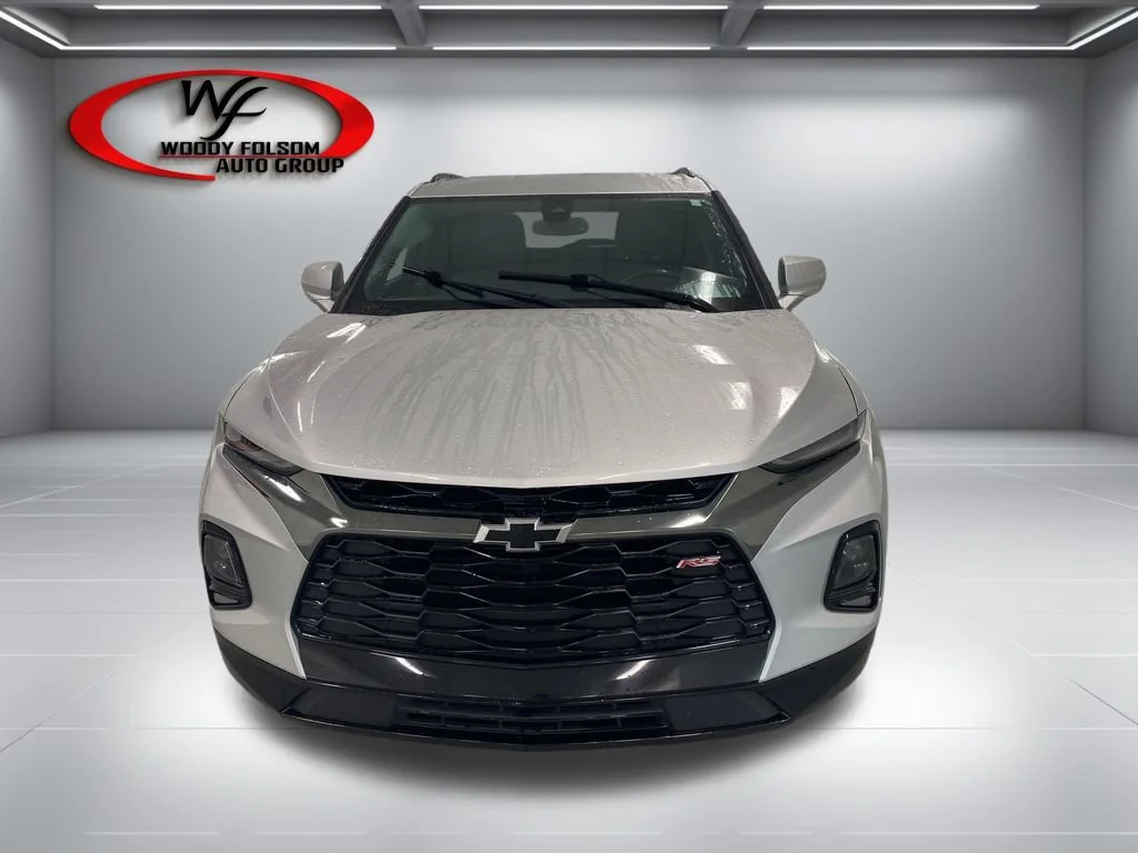 Used 2021 SILVER ICE METALLIC Chevrolet RS image 2