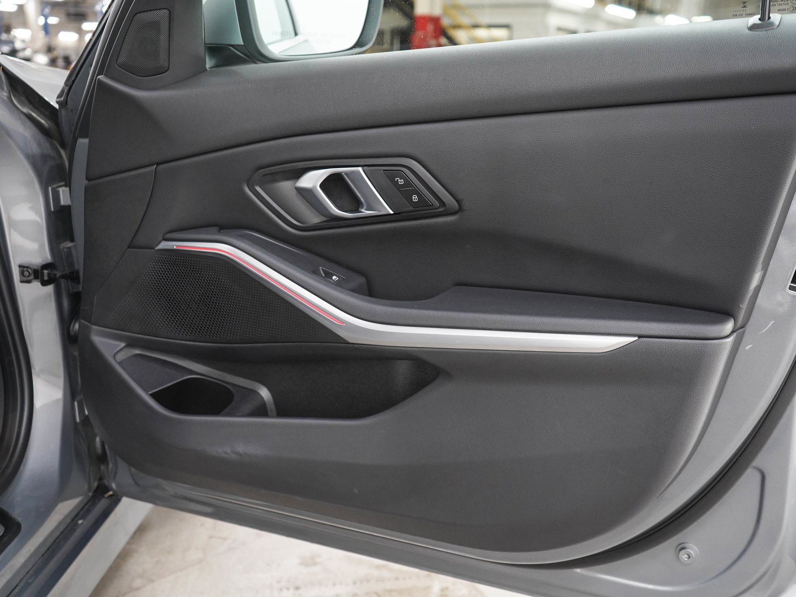 Used 2026 Skyscraper Grey Metallic BMW 330i xDrive image 11