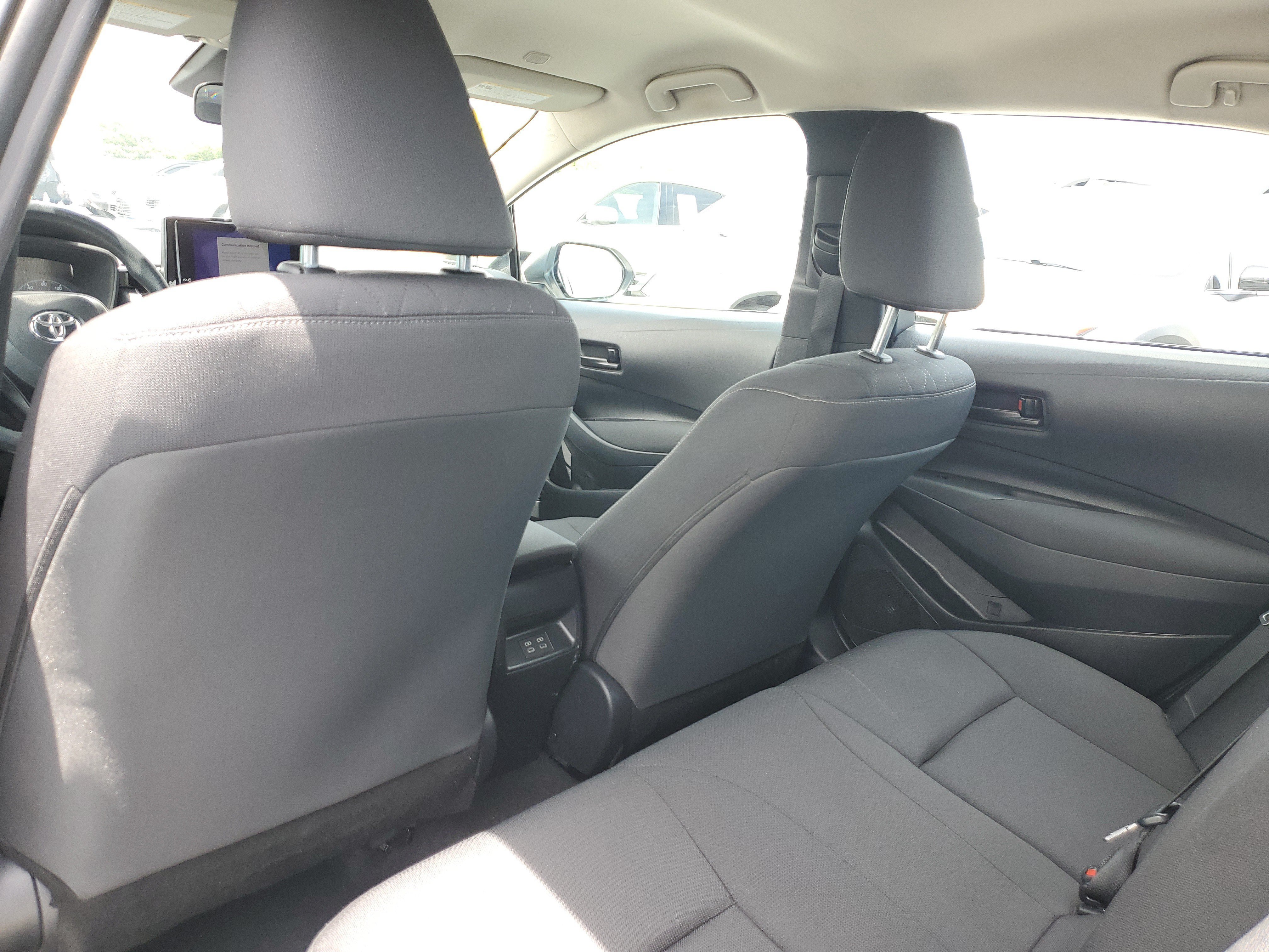 Used 2025 Ice Toyota LE image 12