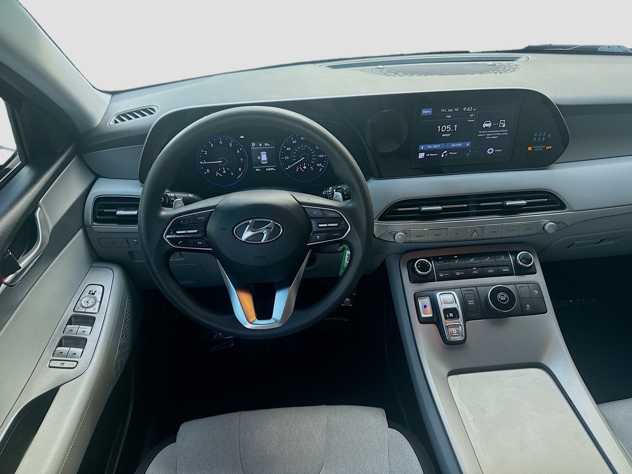 Used 2022 Abyss Black Pearl Hyundai SE image 18