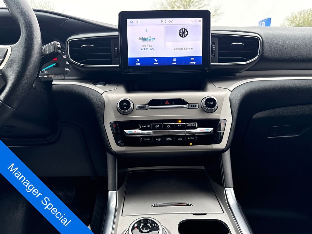 Used 2022 Silver Ford XLT image 19