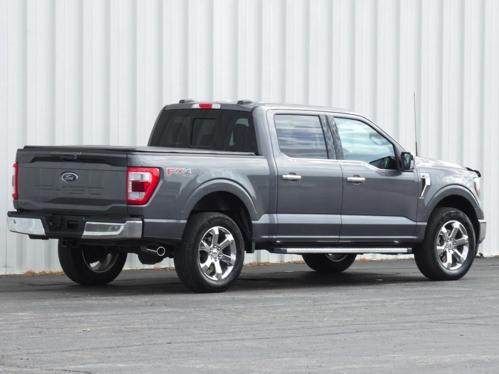 Used 2023 Gray Ford Lariat image 3