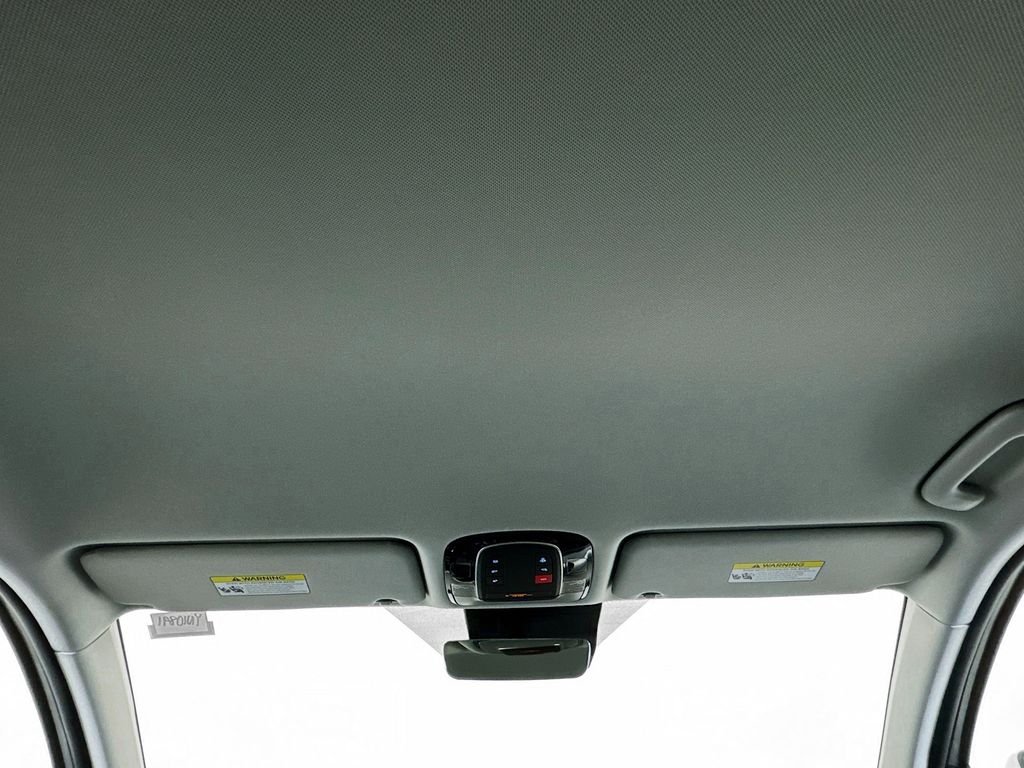 Certified Used 2025 Silver Hyundai SEL image 16