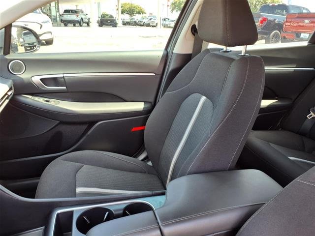 Used 2024  Hyundai  image 19