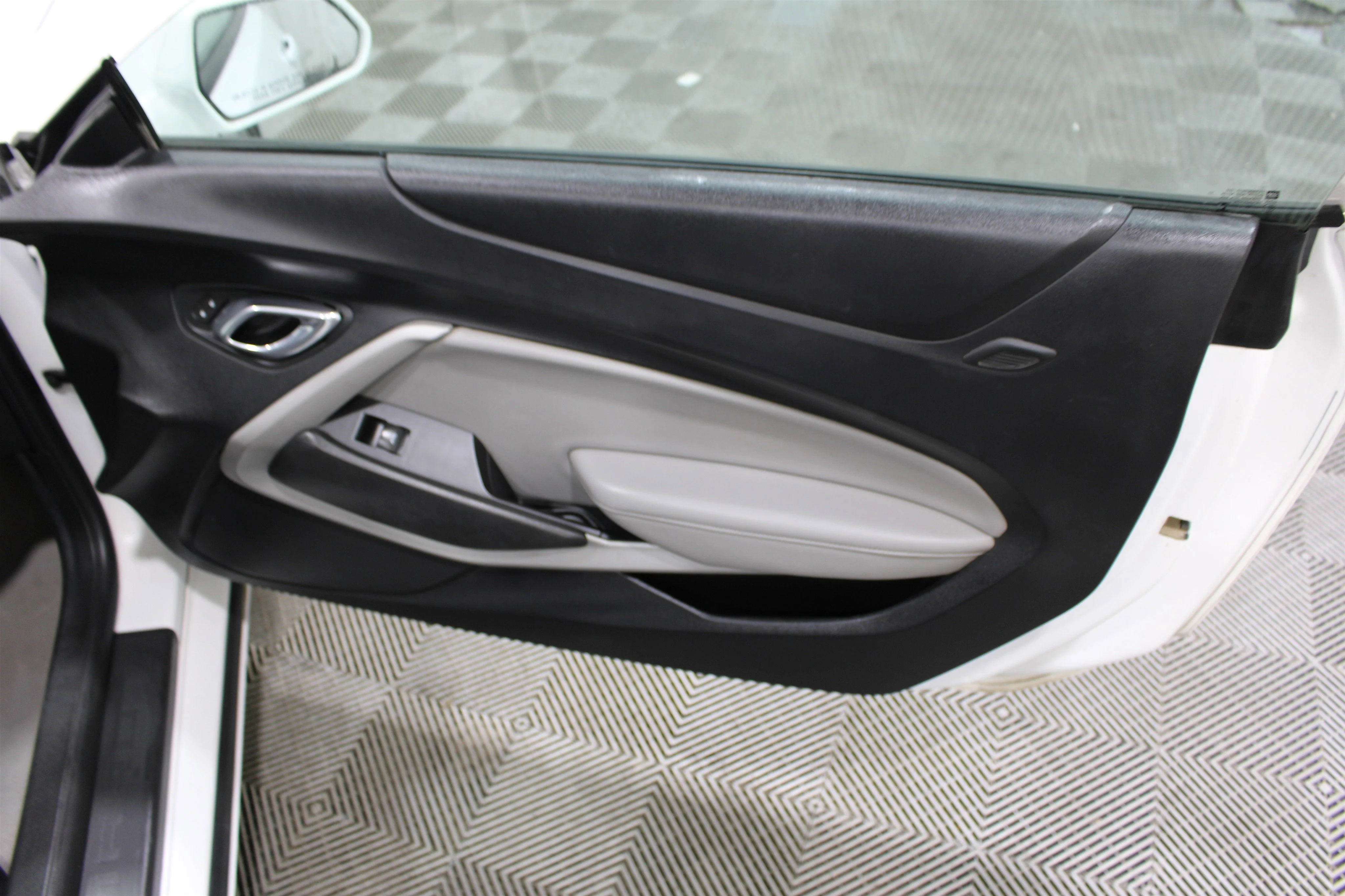 2020 Chevrolet Camaro 1LT - Photo 22