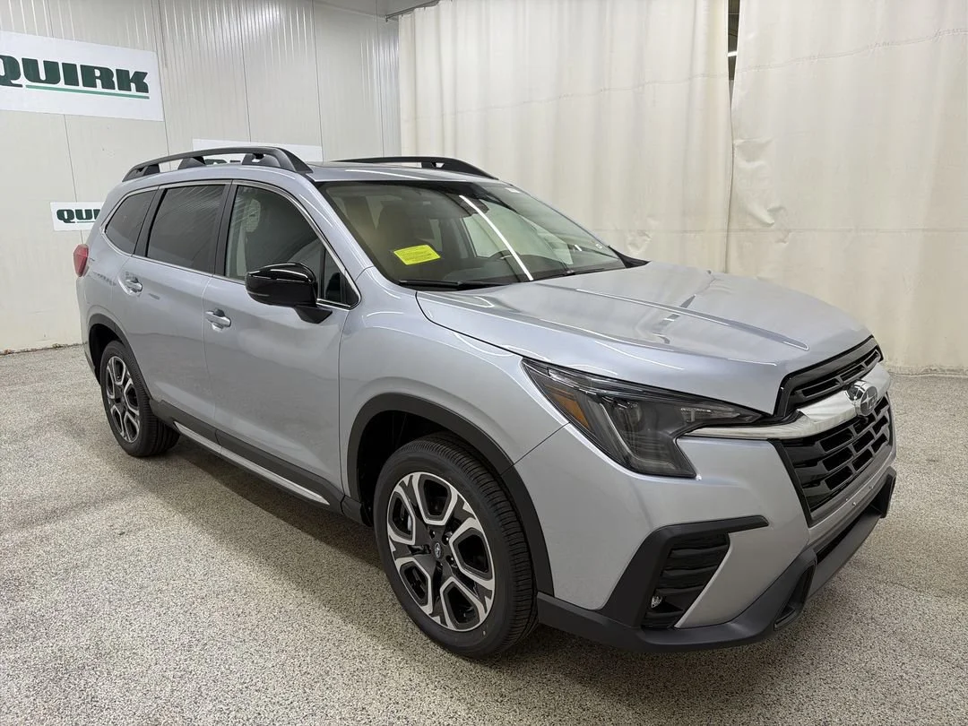 2026 Subaru Ascent Limited 7 Passenger's photo