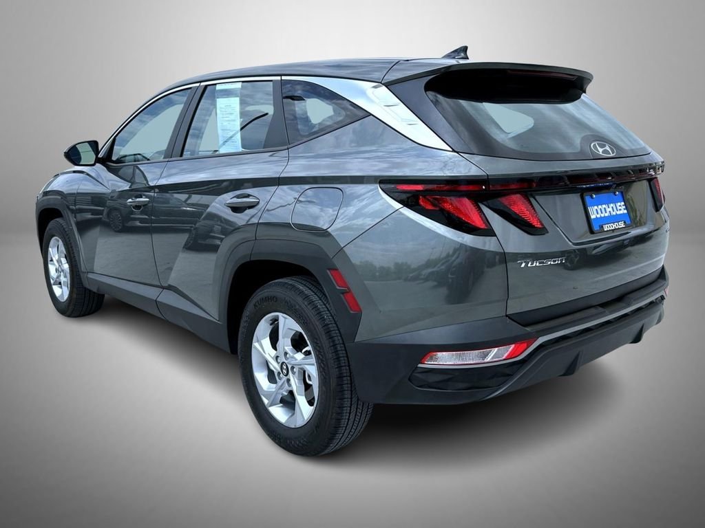 Used 2023 Gray Hyundai SE image 7