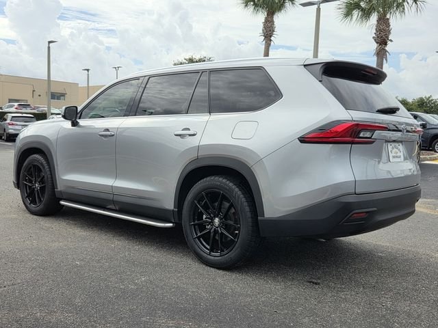 Used 2024 Silver Toyota XLE image 5