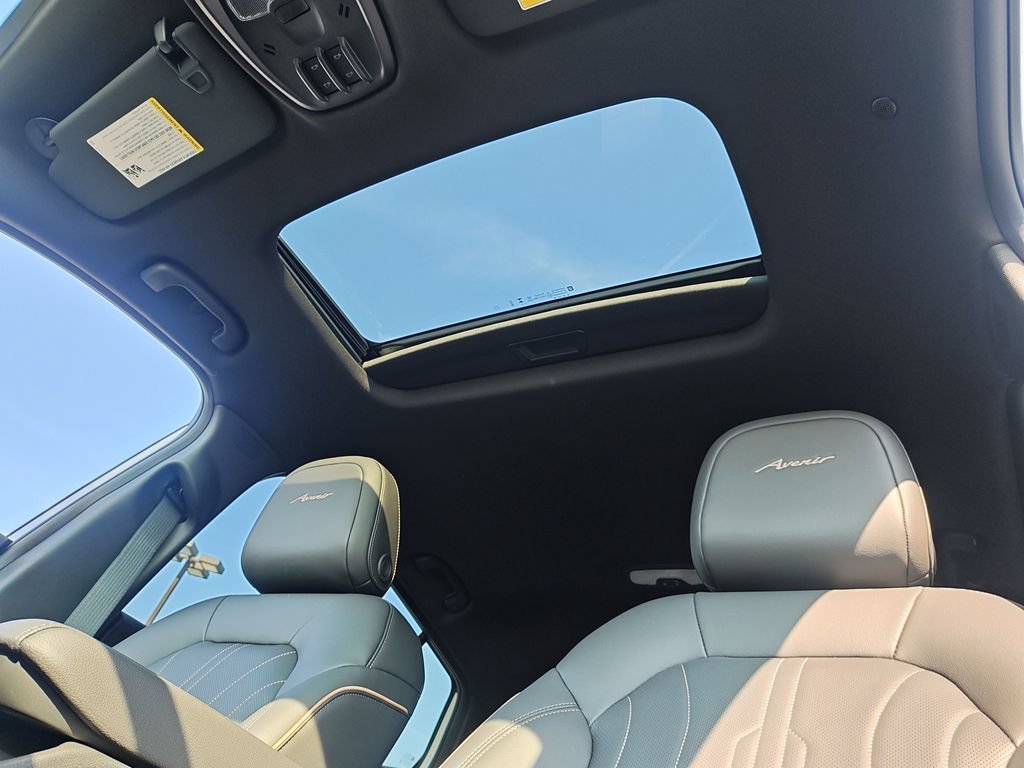 New 2026 White Frost Tricoat Buick Avenir image 23