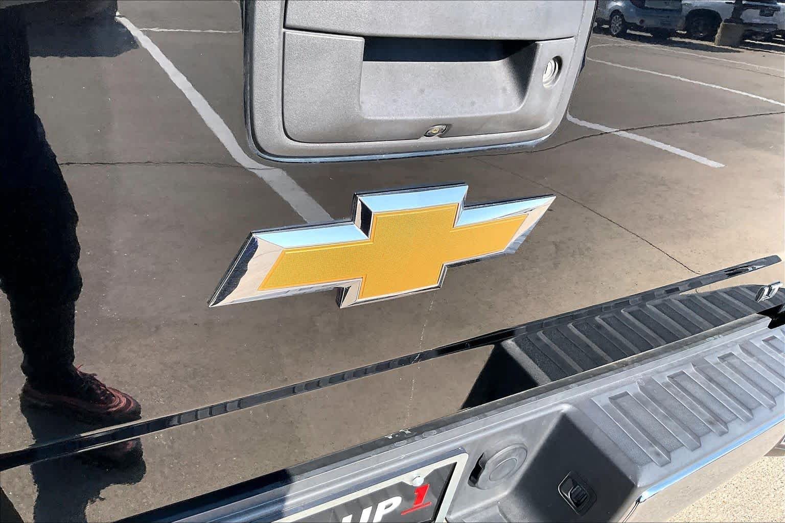 Used 2018 Black Chevrolet LT image 30