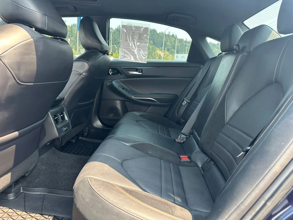 Used 2021  Toyota XSE image 15