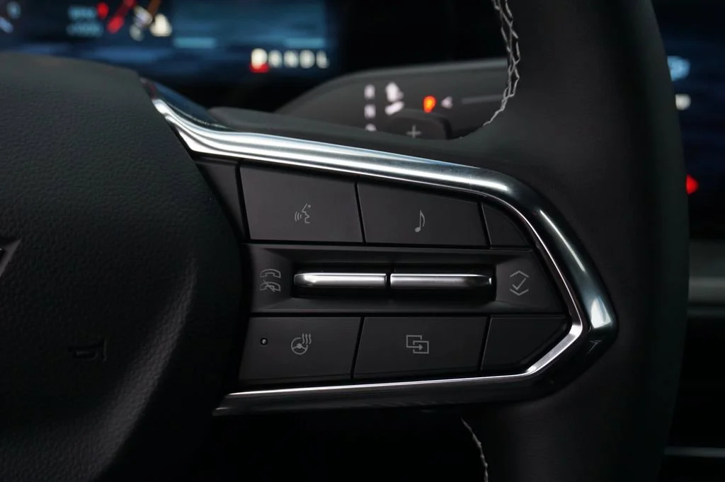 2026 Chevrolet Traverse LT - Photo 18