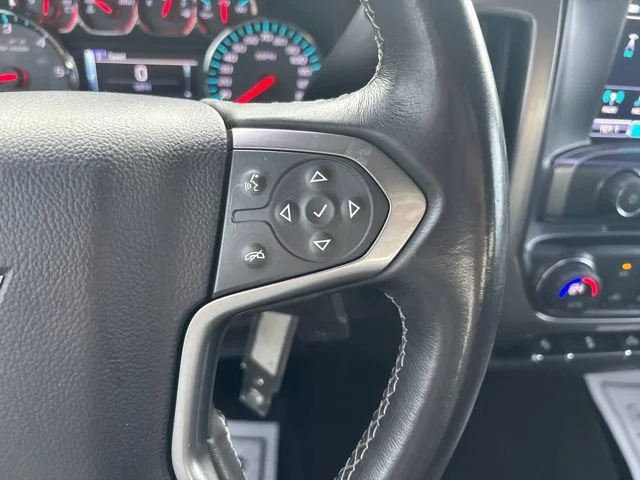 Used 2018 CAJUN RED TINTCOAT Chevrolet LT image 28