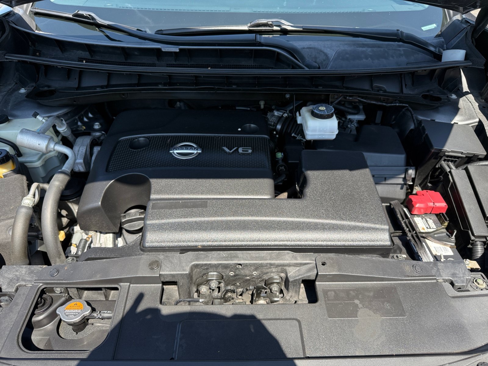 Used 2018 Gun Metallic Nissan SL image 20