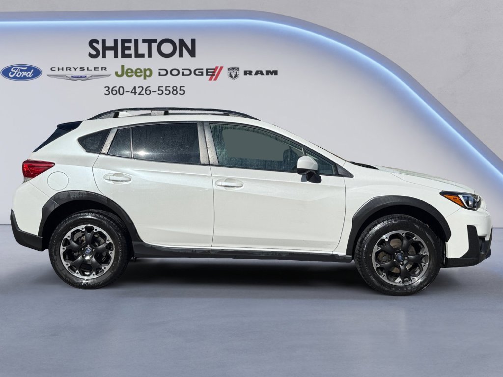 Used 2022 White Subaru Premium image 7