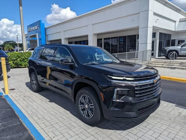 New 2026 Mosaic Black Metallic Chevrolet LT image 2
