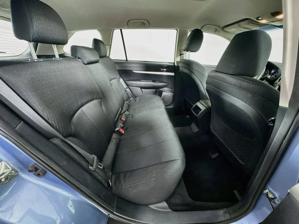 Used 2011 Blue Subaru 2.5i image 30
