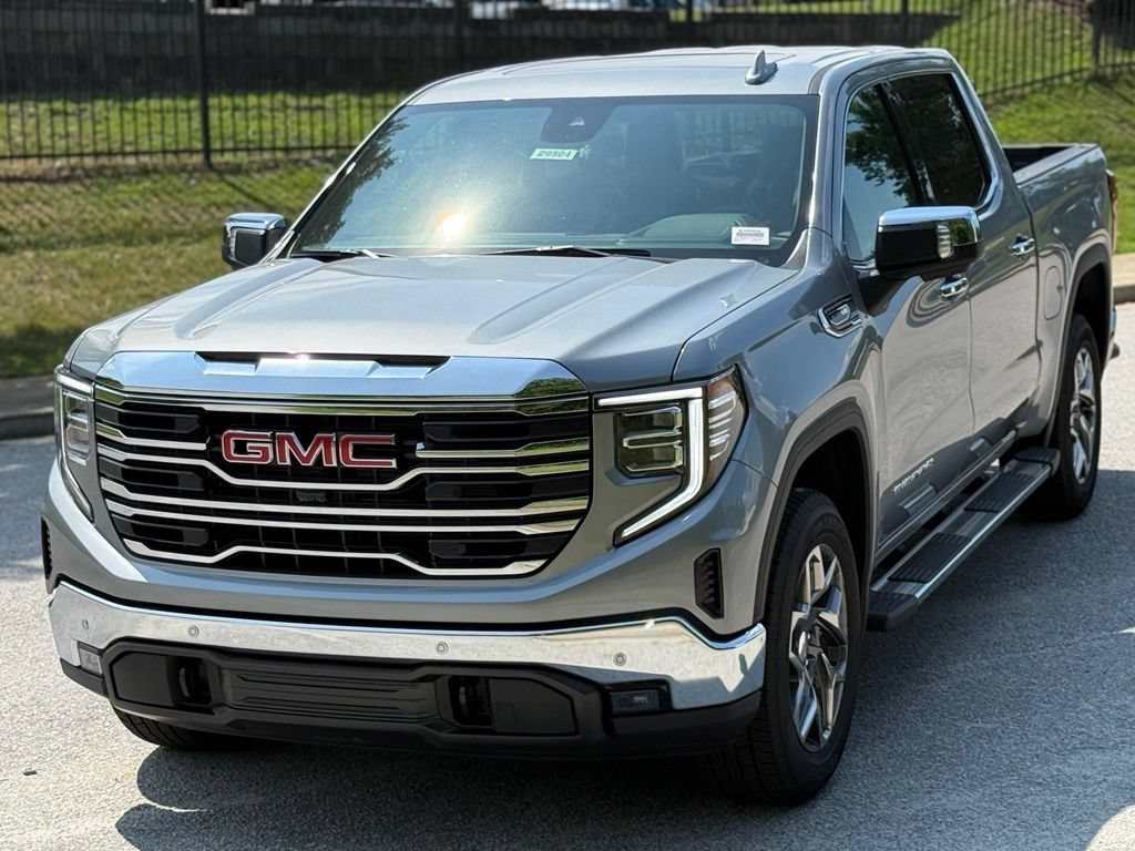 2026 GMC Sierra 1500 SLT - Photo 10