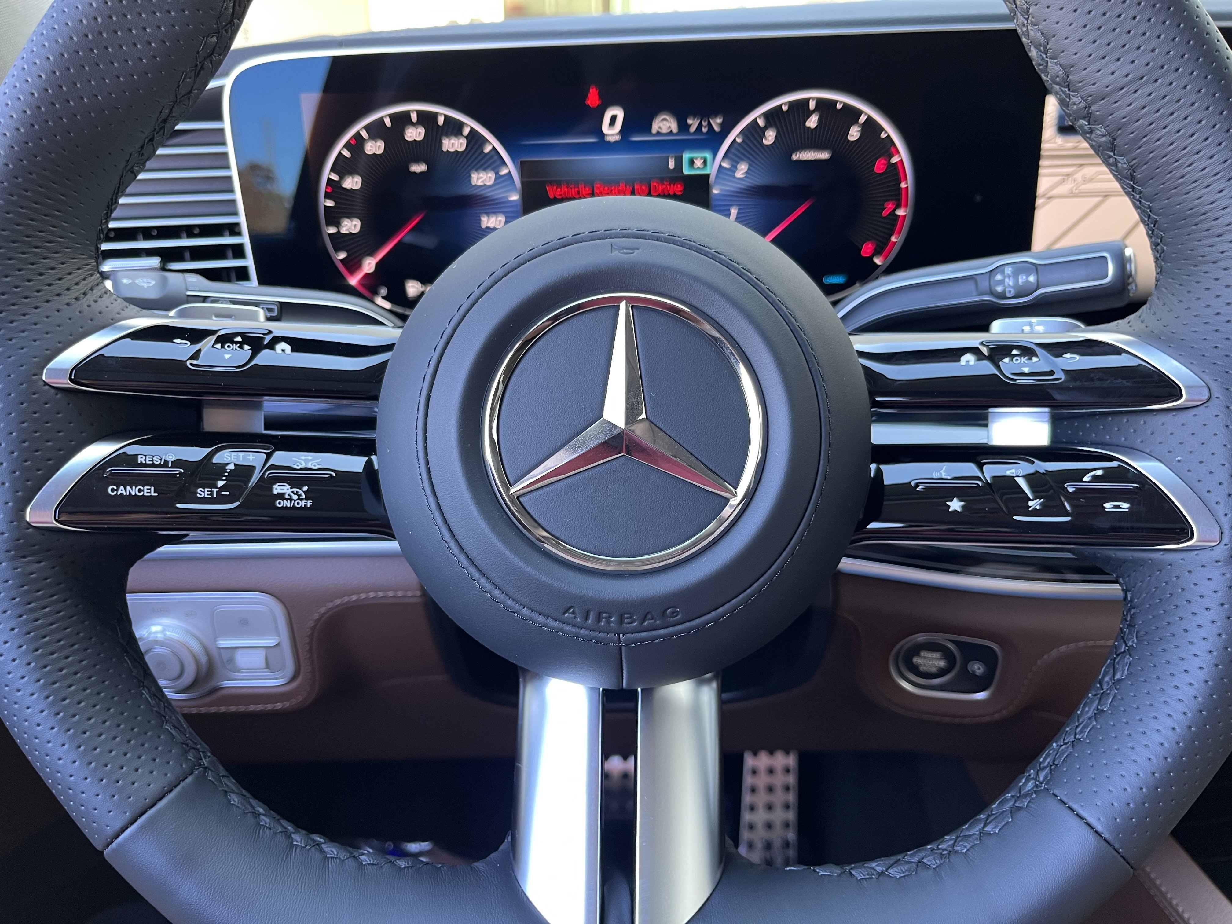 New 2026 POLAR WHITE Mercedes-Benz GLS 450 image 23