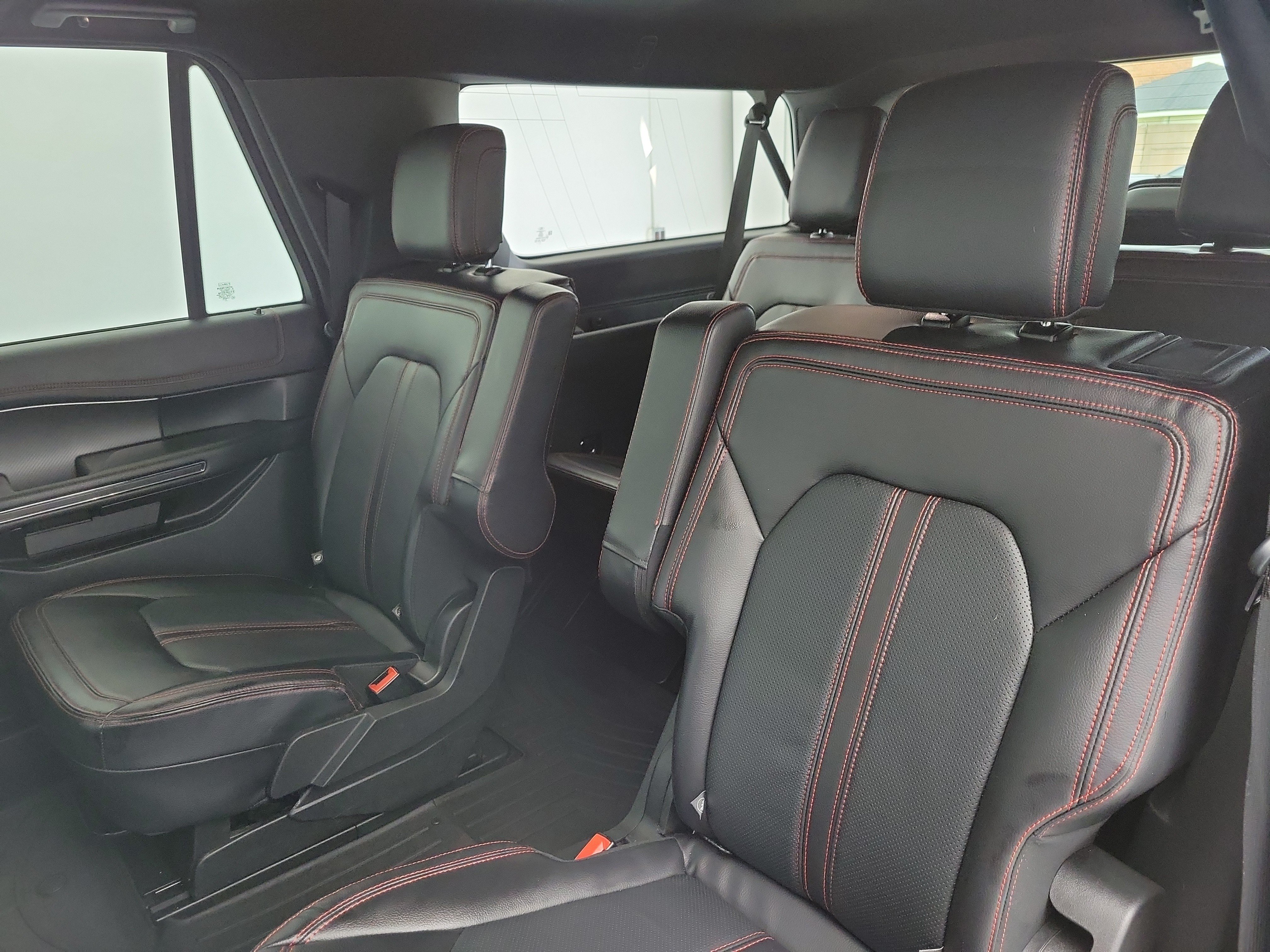 Used 2021 Magnetic Ford Limited image 14