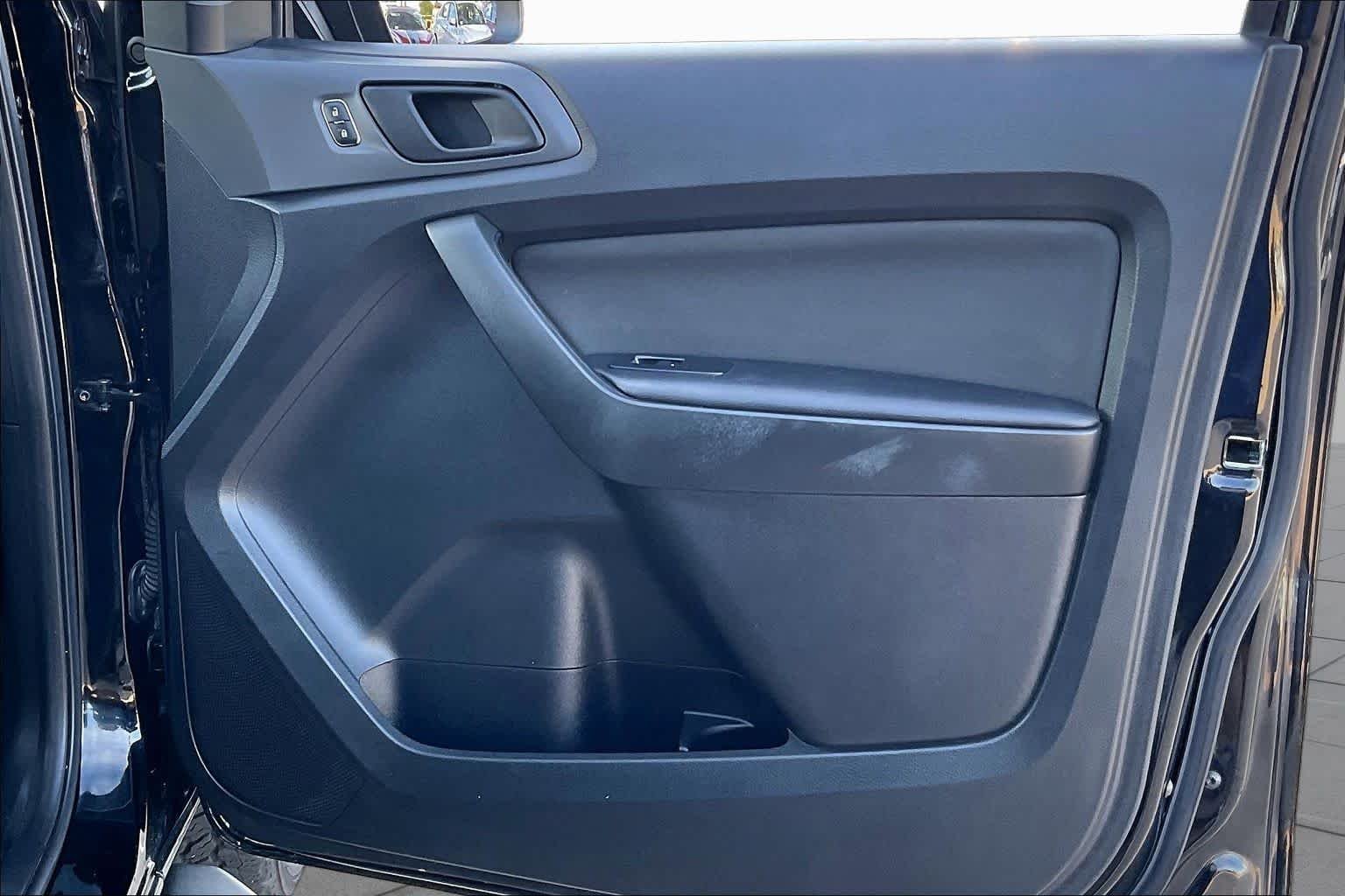 Used 2019 Shadow Black Ford XL image 20