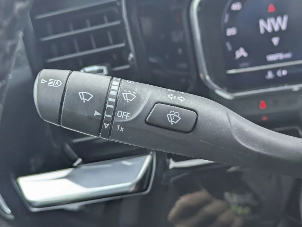 Used 2025 Blue Chevrolet RST image 27