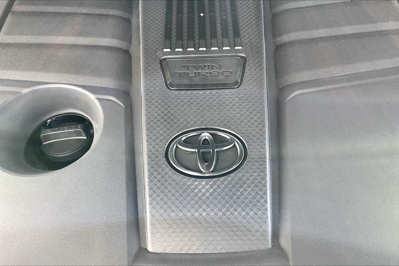 New 2026 Ice Cap Toyota SR5 image 17