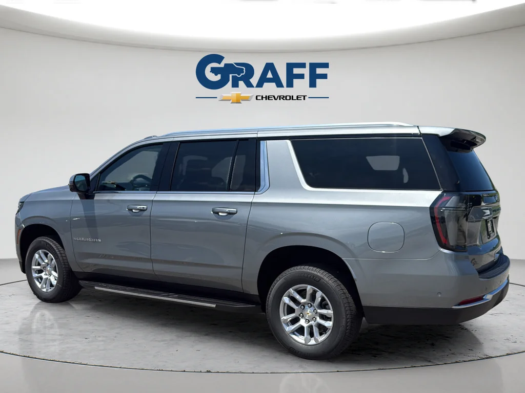 2026 Chevrolet Suburban LT - Photo 14